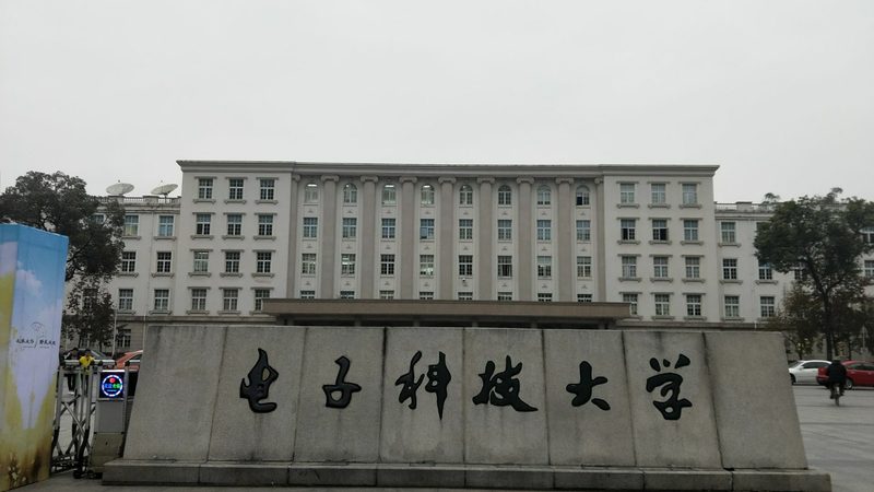 高纯硅材料：芯片制造的核心基石**